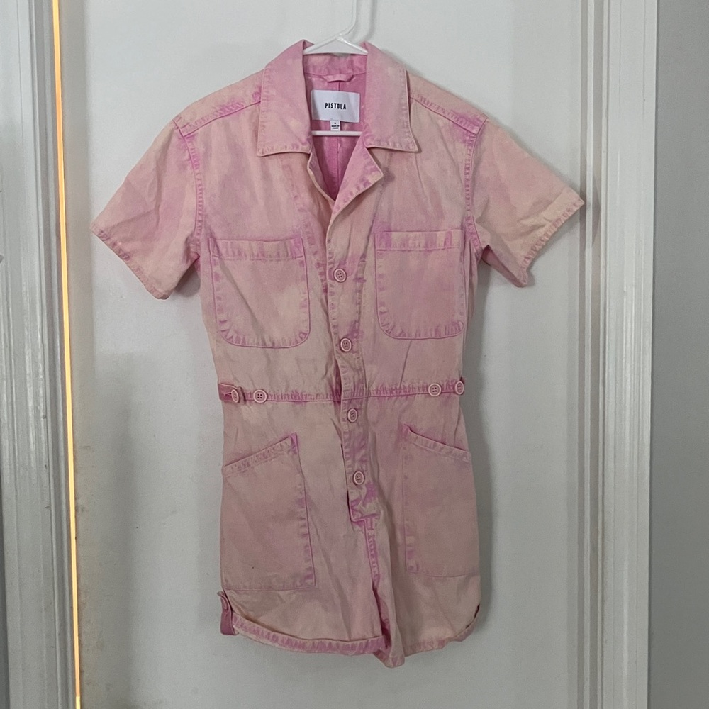 Pistola Light Pink Short Sleeve Romper size Small